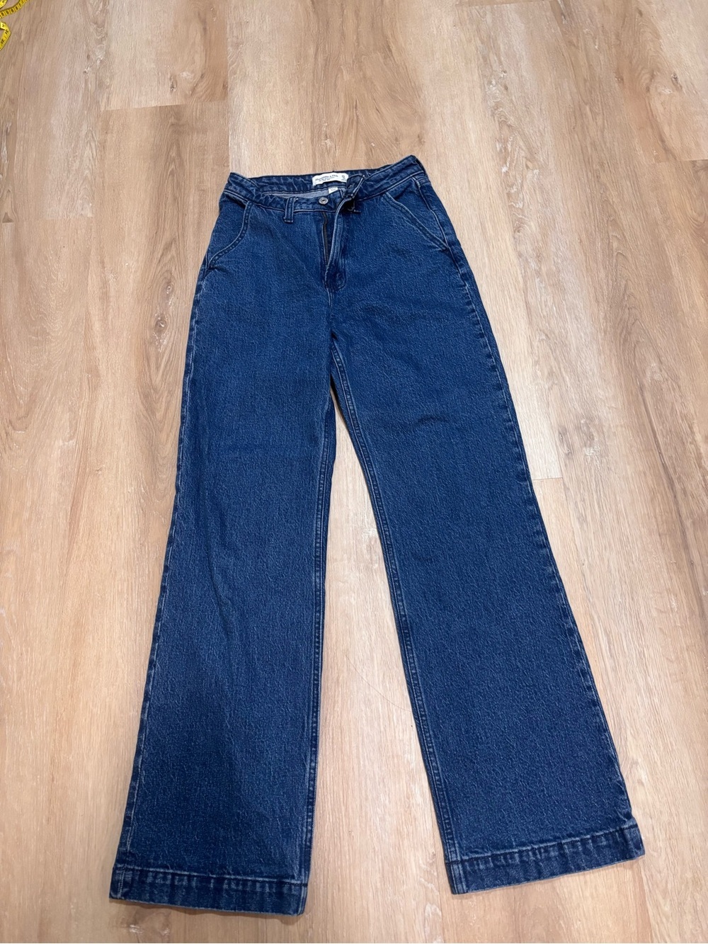 The 90s Relaxed High-Rise Wide Leg Jeans - Dark Blue 25/0